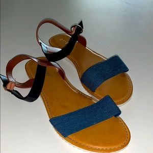 Denim strap sandals!